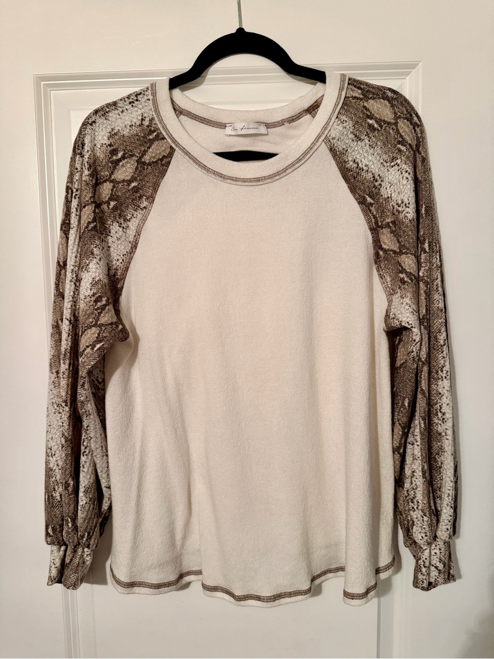 Ces Femme Cream Raglan Top with Brown Snake-Print Sleeves